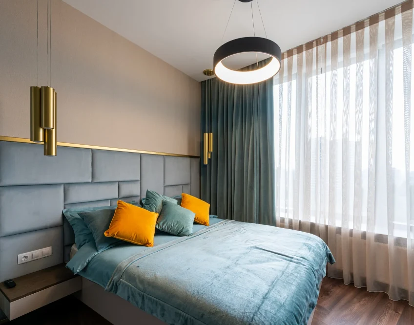 Bliźnięta lubią być w centrum uwagi, co znajduje odzwierciedlenie w ich wnętrzu: eklektycznym i efektownym