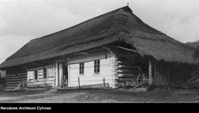 Chata kurna na Podkarpaciu