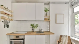 Jak urządzić małą kuchnię w bloku?