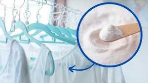 Nie używaj detergentów pełnych chloru, przygotuj domowy wybielacz do białych tkanin.