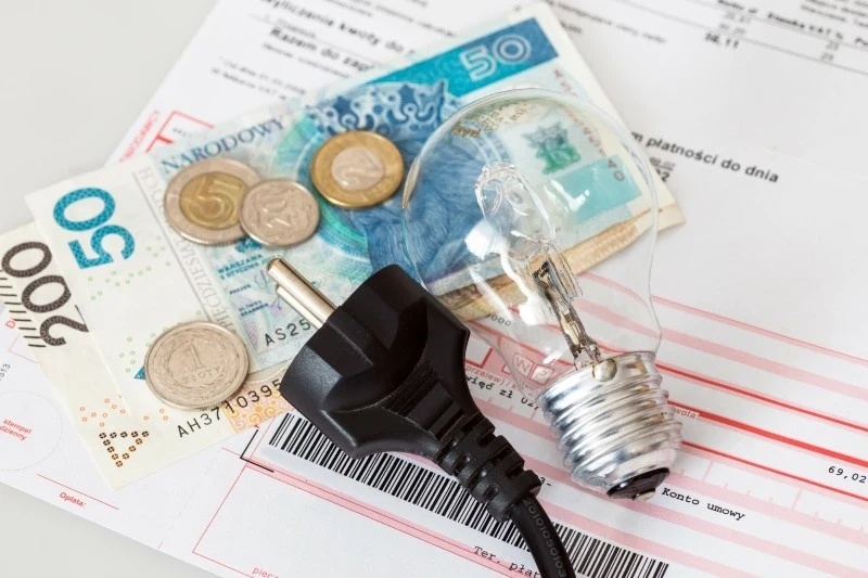 Dodatek osłonowy ma zniwelować rosnące ceny energii, gazu i żywności