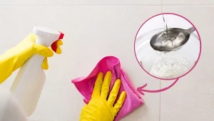 Płytki łazienkowe można z łatwością wyczyścić domowymi metodami.