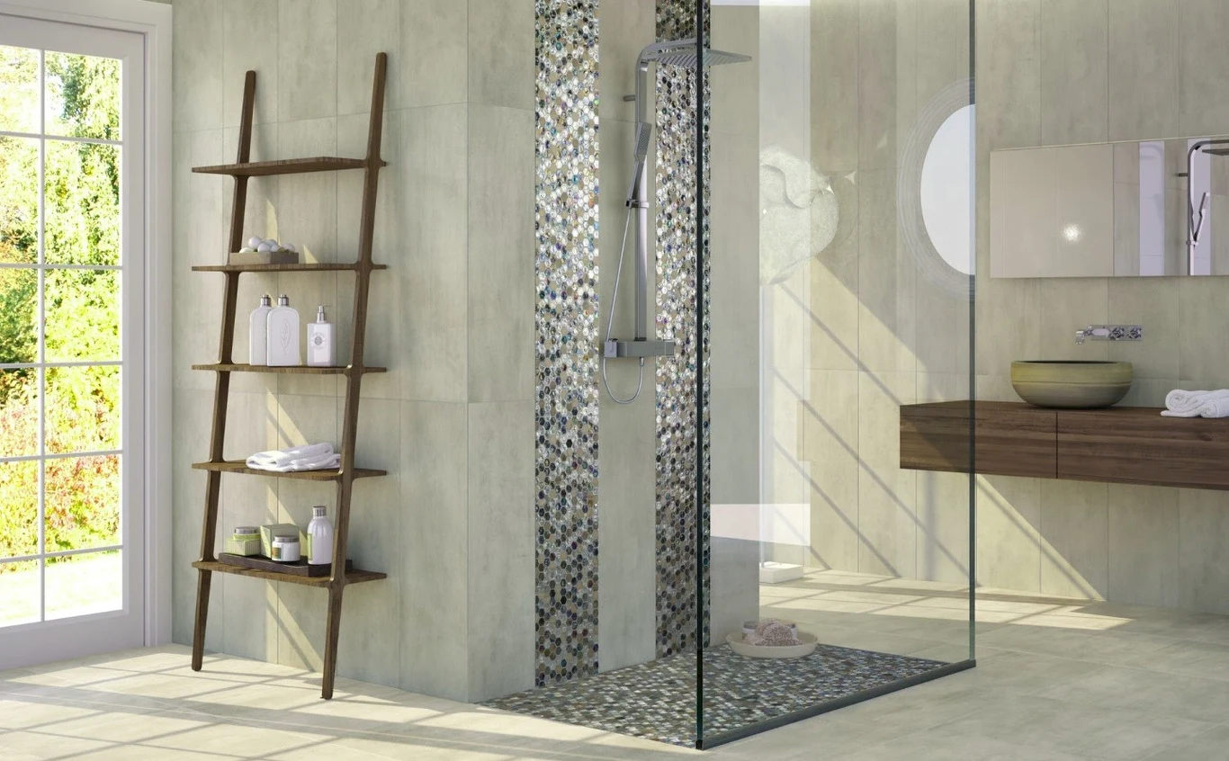 Małe płytki nadal kojarzymy z kwadratową lub prostokątną ceramiką