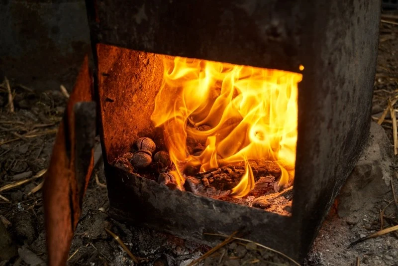 Aby można było palić owsem opałowym w swoich piecach, należy zakupić do niego specjalistyczny podajnik z palnikiem