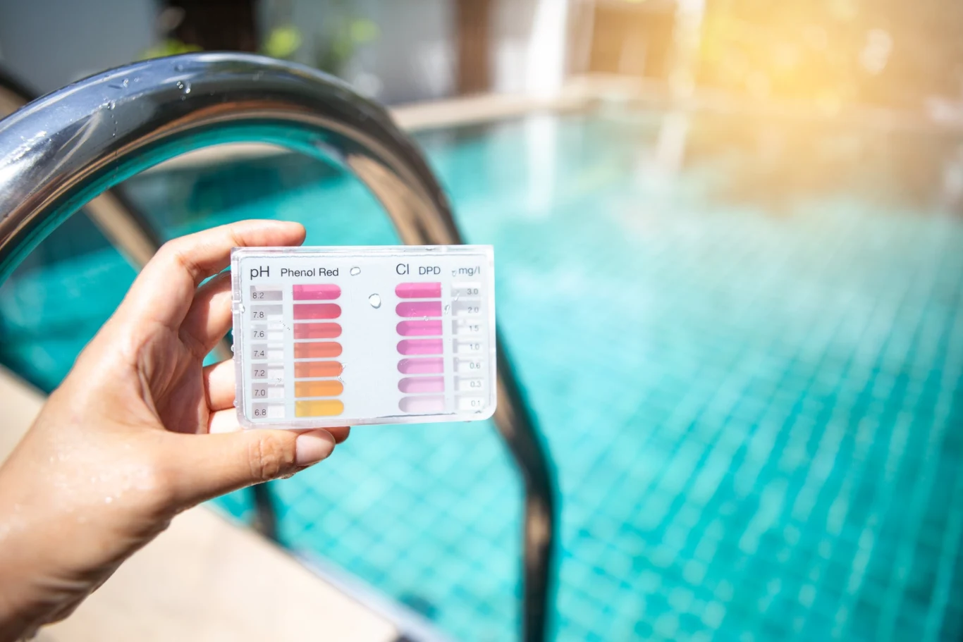 Poziom pH wody w basenie powinien wynosić 7,0-7,4