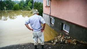 Jak sprawdzić, czy działka zostanie zalana w trakcie intensywnych opadów? Tak zabezpieczysz się przed powodzią błyskawiczną