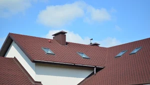 Okno dachowe można wymienić na trzy sposoby.