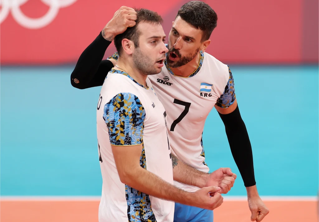 Luciano De Cecco zaledwie kilka dni temu zadebiutował w PlusLidze Luciano De Cecco zaledwie kilka dni temu zadebiutował w PlusLidze