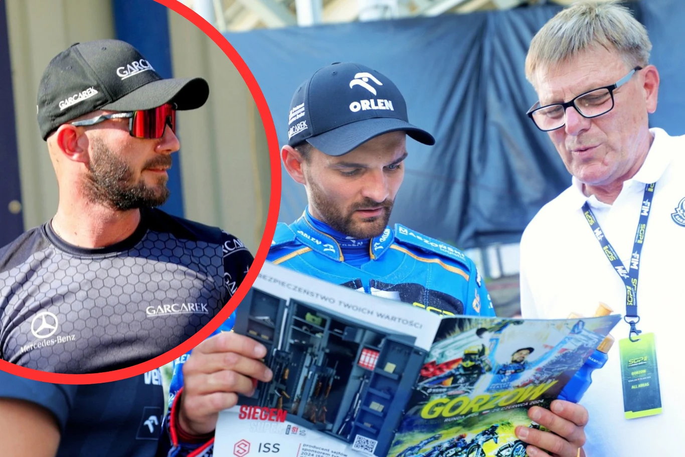 Kamil Brzozowski nie będzie miał już pełnowymiarowego wsparcia Stanisława Chomskiego Trzech mężczyzn, jeden z nich w sportowej koszulce i okularach, drugi w stroju sportowym z logo Orlen, trzymają czasopismo dotyczące motocrossu, trzeci mężczyzna w okularach i białej koszuli trzyma identyfikator, wspólnie przeglądają magazyn.