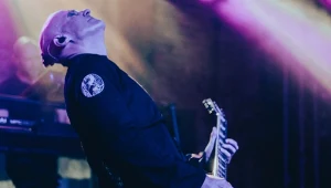 Fani szwajcarskiej legendy metalu czekali długie lata. Tak brzmi "Manifest"