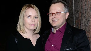 Gdy go poznała, nie wiedziała, kim jest. Pięć lat później została jego żoną