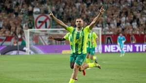 Polak znowu bohaterem, rewelacja Ligi Mistrzów pokonana. Puchar w nagrodę
