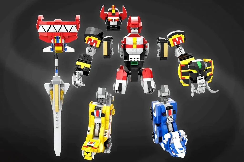 LEGO Megazord składać będzie się z kilku zordów Kolorowy robot zbudowany z klocków, otoczony pięcioma mechanicznymi zwierzętami oraz mieczem, całość ułożona na ciemnym tle.