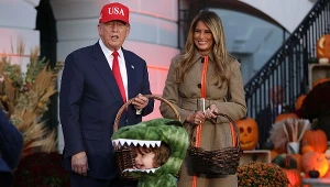 Tłumy na zabawie w Białym Domu. Uczestniczył w niej Donald Trump