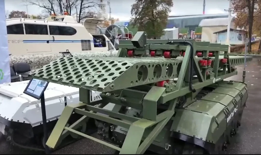 Rosja opracowała zrobotyzowany system mostu szturmowego Impulse-M Rosja opracowała zrobotyzowany system mostu szturmowego Impulse-M