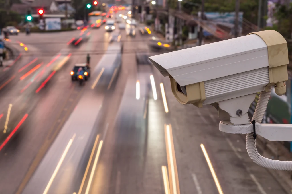 Kamery mają monitorować jakie pojazdy wjeżdżają do miasta