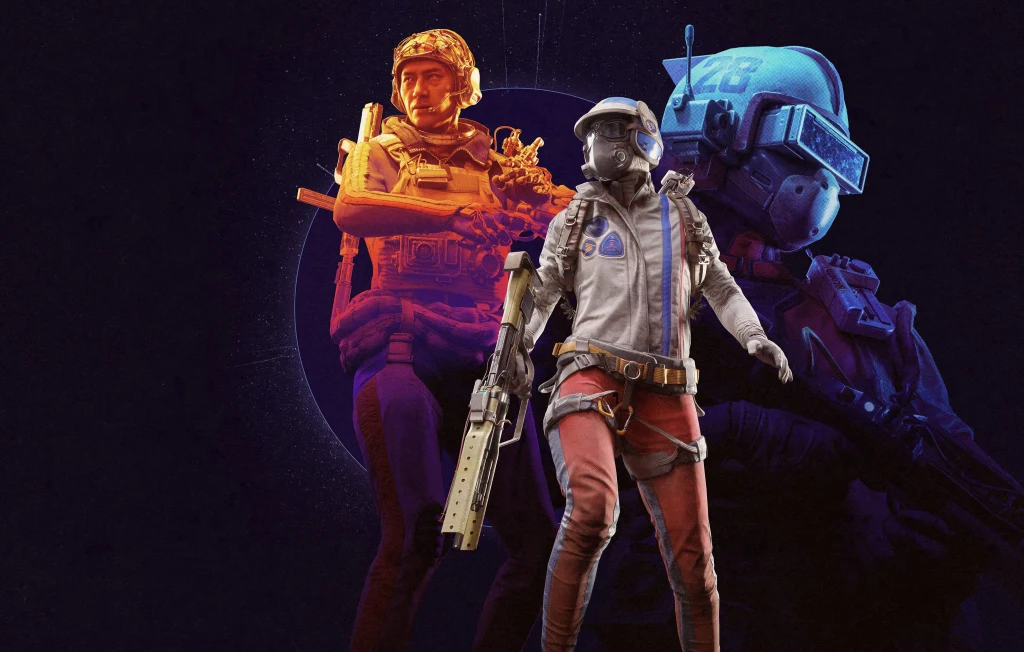 ARC Raiders Trzy postacie w futurystycznych mundurach i hełmach bojowych, każda z nich wyposażona w zaawansowaną broń i sprzęt, na tle ciemnego, nowoczesnego tła z subtelnie widocznym okręgiem świetlnym.