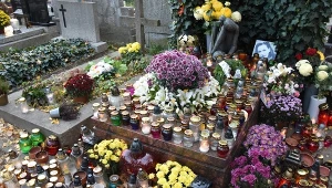 Odmieniony grób Kory. Tak wygląda miejsce pochówku legendy polskiego rocka