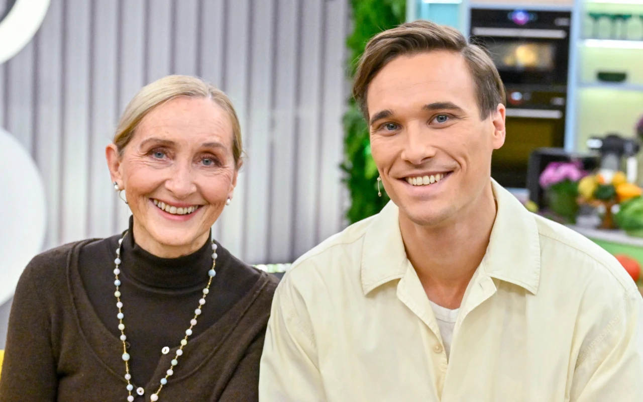 W studio "halo tu polsat" Mayrycy Popiel pojawił się ze swoją mamą, Lidią Bogaczówną