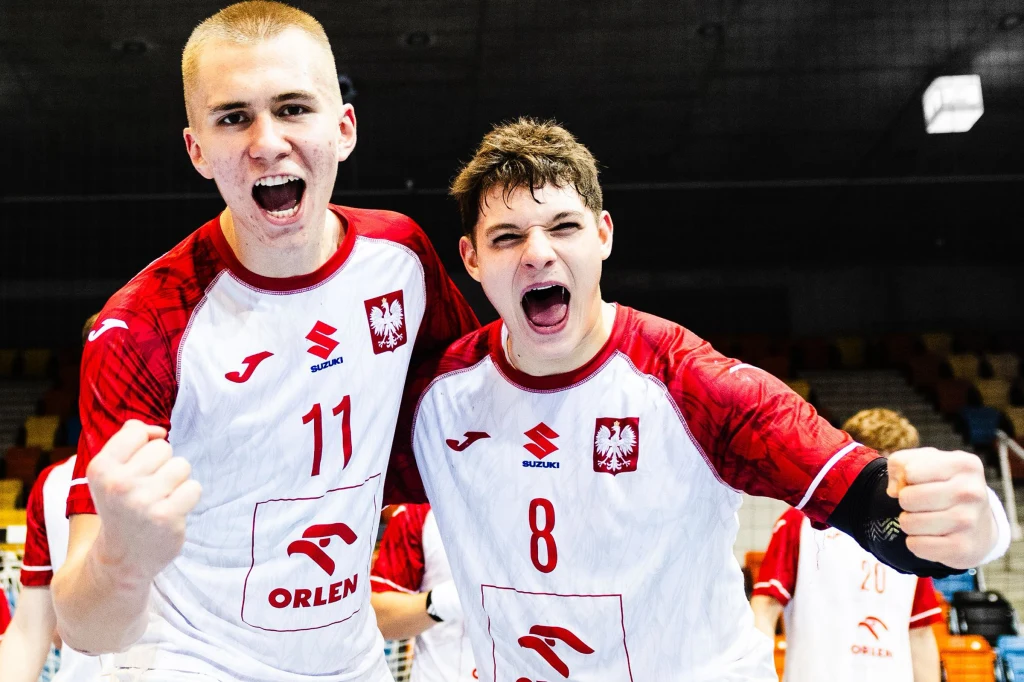 25:12 w połowie, plus 17 na koniec. Eksplozja radości Polaków, jest awans