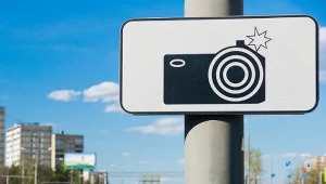 Premier zbuntował się przeciw fotoradarom. Teraz decyzja parlamentu