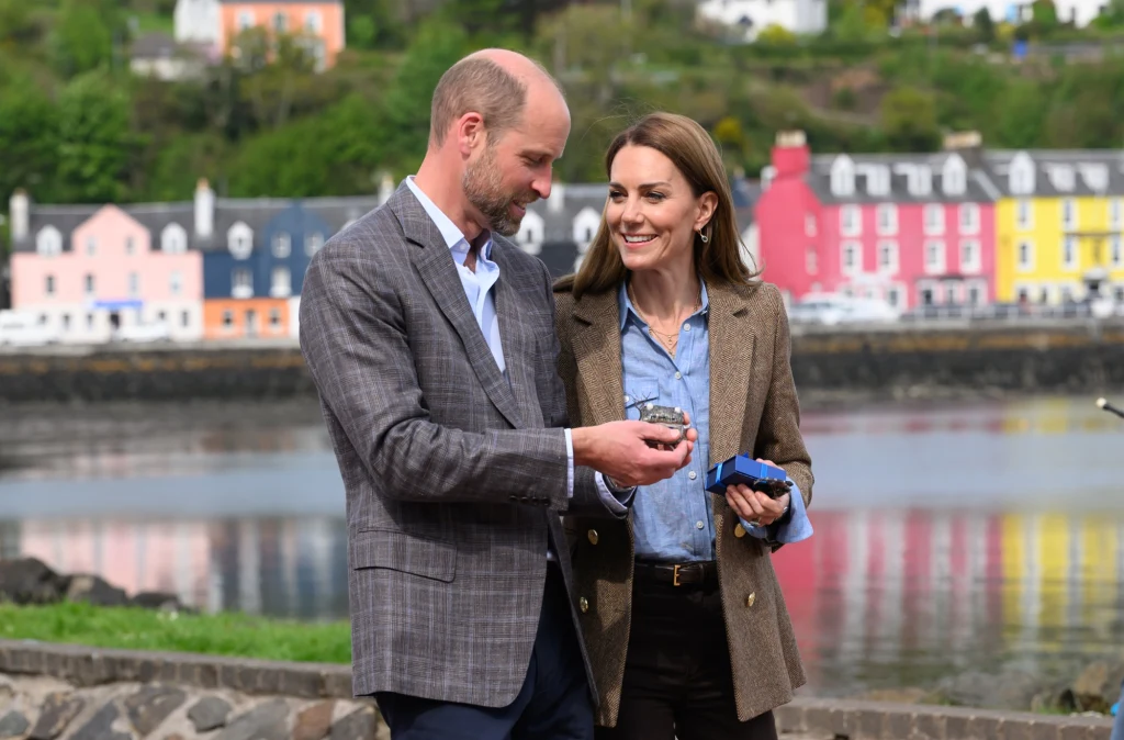 Książę William i księżna Kate już zamieszkali w nowej posiadłości 