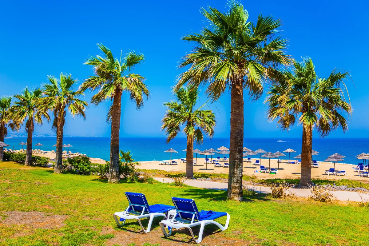 Cypr w listopadzie zachwyca piękną pogodą - to idealny kierunek na jesień