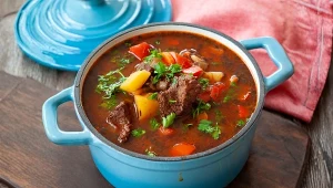 Mięciutkie mięso pełne białka i kolagenu. Idealnie sprawdza się do gulaszu