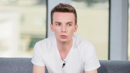 Bruno Ciechowski zagrał w klipie Kasi Lins