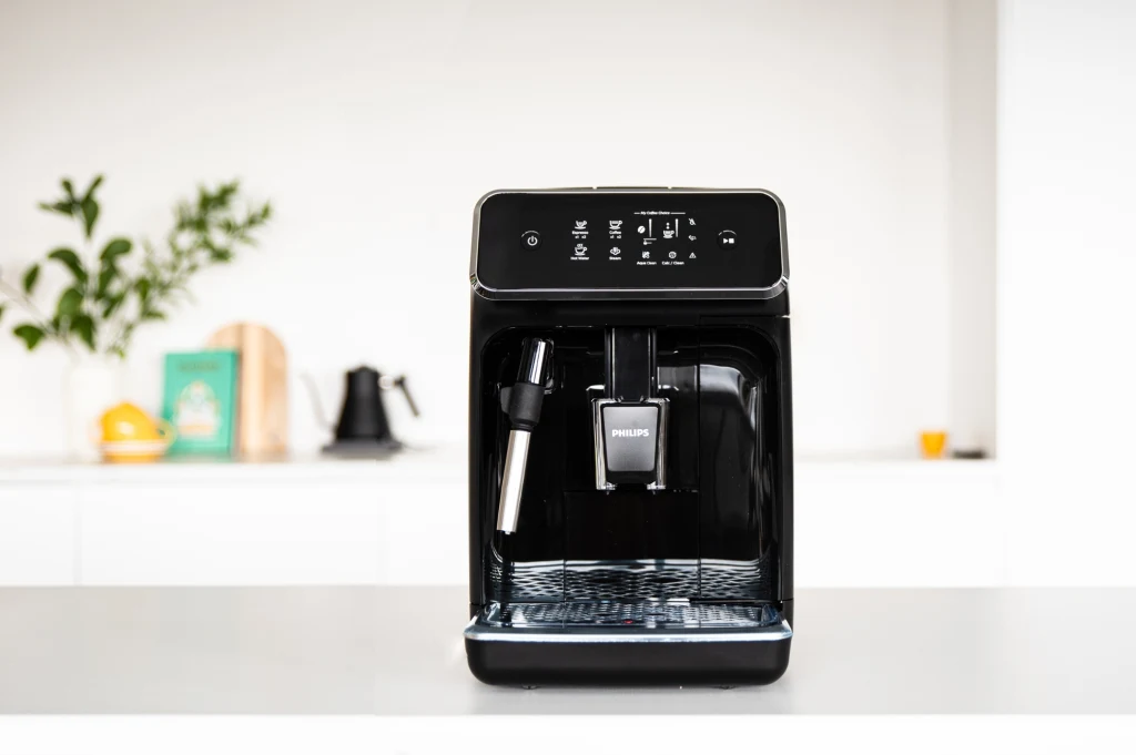 Tani ekspres do kawy automatyczny. Źródło: Przyjaciele Kawy