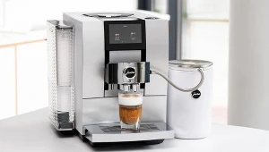 Ekspres do kawy JURA. Źródło: Przyjaciele Kawy