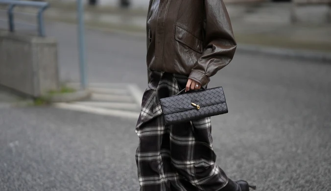 Najmodniejsze spódnice na jesień i zimę, które pokochają dojrzałe kobiety