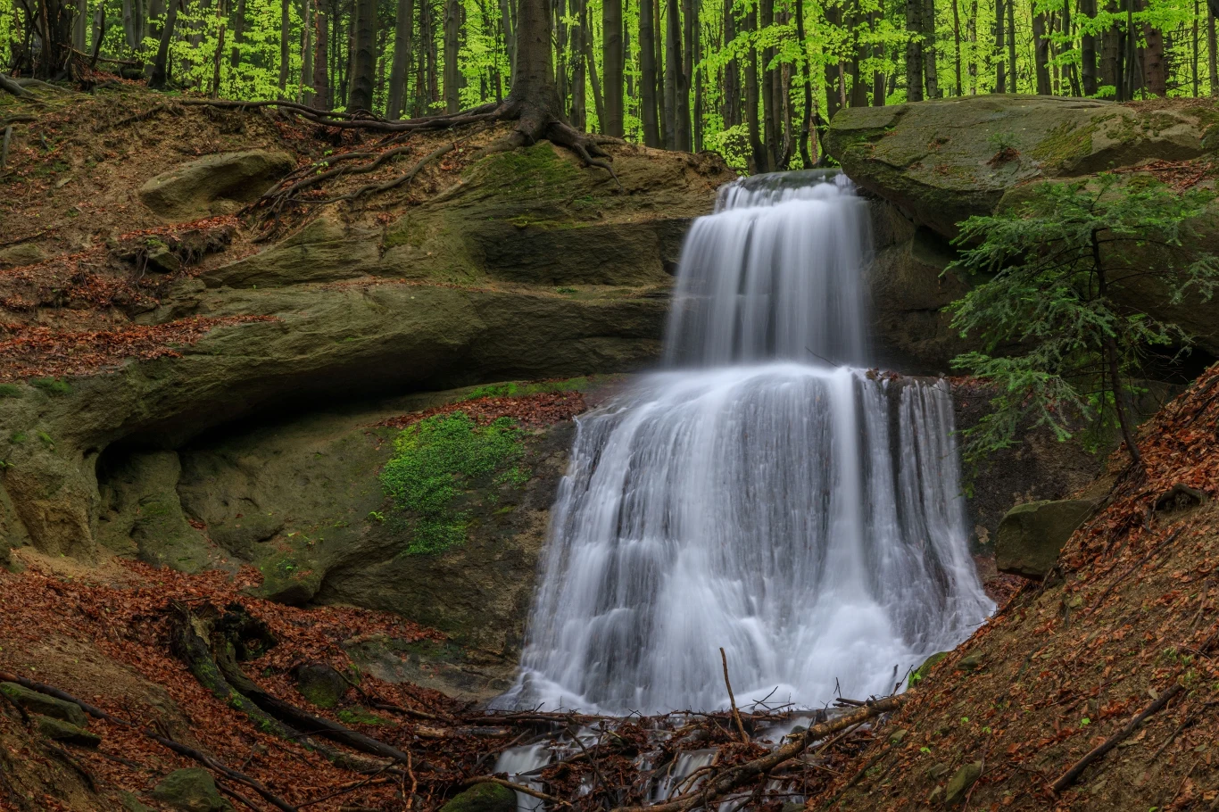 Wodospad Magurski to wyjątkowy zakątek Beskidu Niskiego Wodospad Magurski to wyjątkowy zakątek Beskidu Niskiego