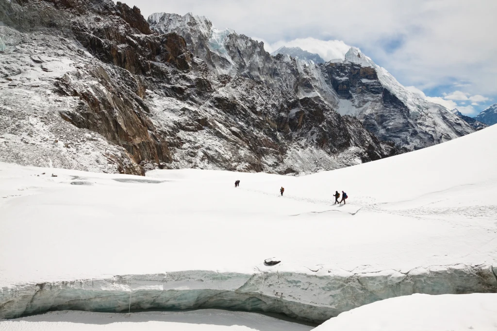 Tragedia na dachu świata. Wspinacze zginęli w lawinie