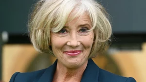 Stylizacje Emmy Thompson to kwintesencja jesiennej elegancji. Piękne kolory i wygodne kroje