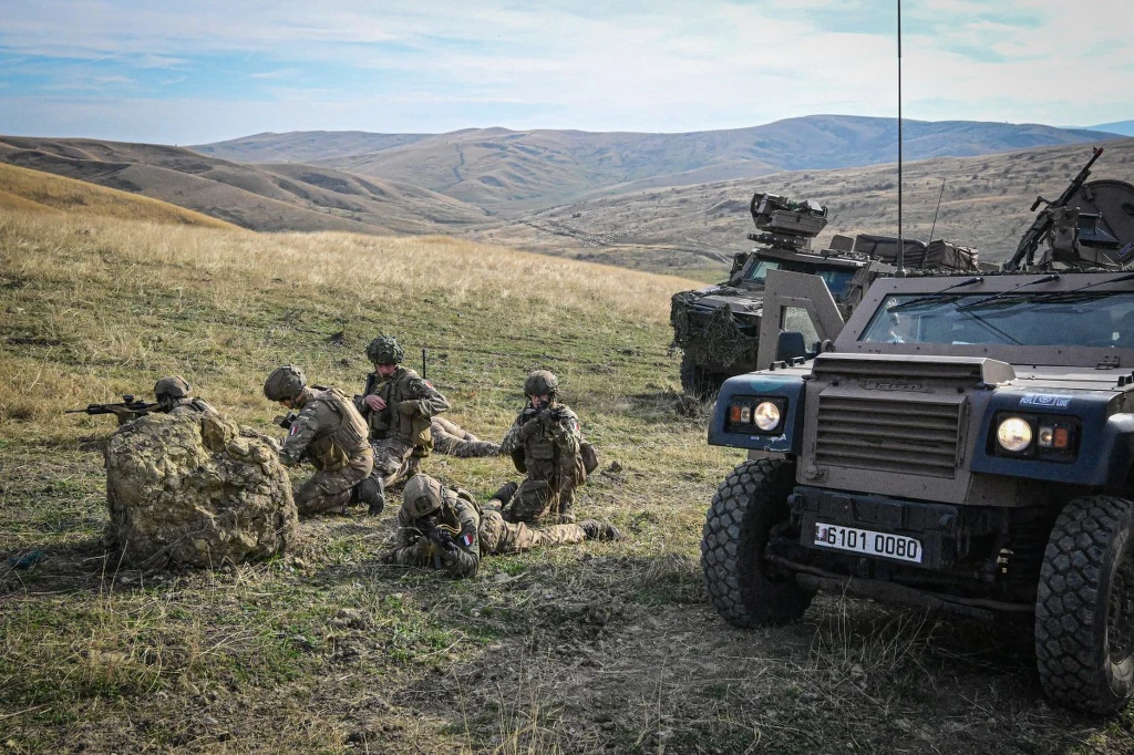 Ćwiczenia Dacian Fall w Rumunii Ćwiczenia Dacian Fall w Rumunii