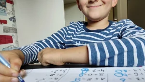 Prace domowe powinny wrócić? Sondaż nie pozostawia wątpliwości