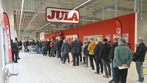 Sieć Jula apeluje do klientów o zwrot wadliwych klinów do ścinania drzew