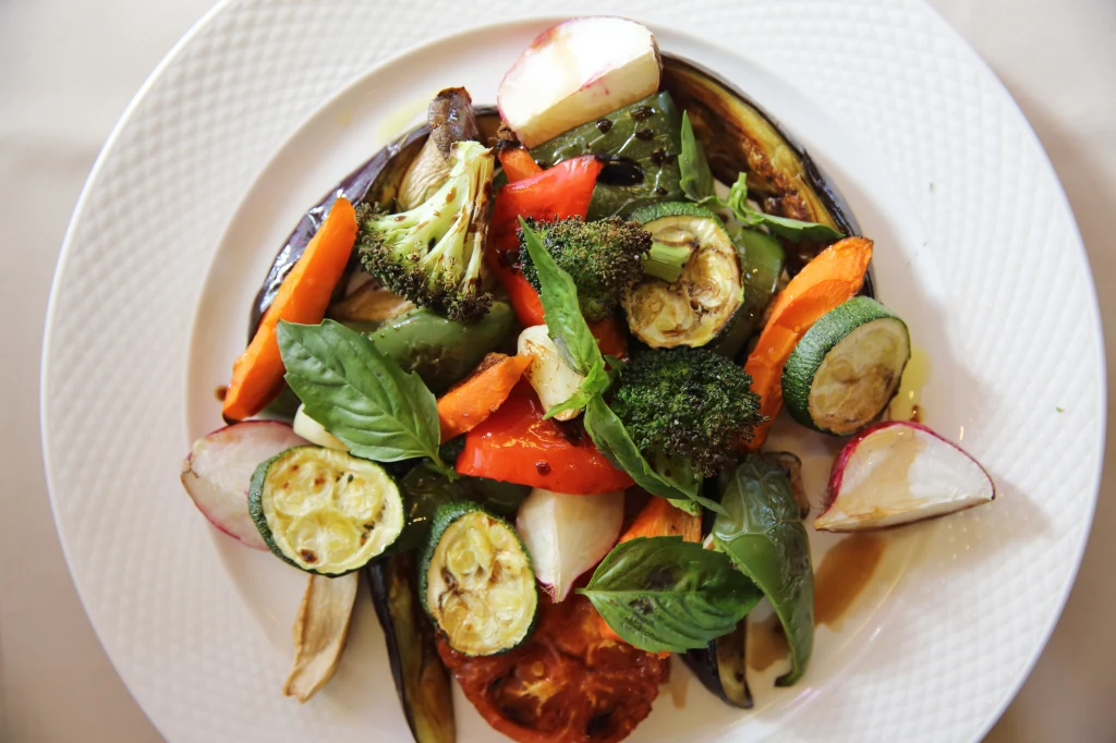 Dodaj do warzyw olej z awokado i ciesz się zdrową, nawilżoną skórą