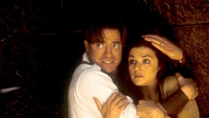 Brendad Fraser i Rachel Weisz w serii filmów "Mumia"