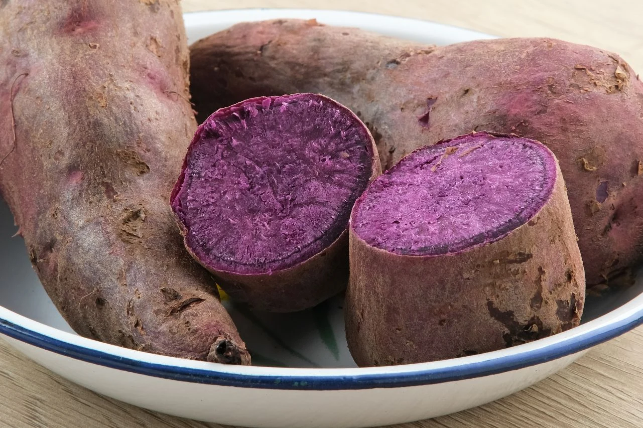 Fioletowe ziemniaki mają podobne wartości odżywcze do zwykłych odmian tego warzywa