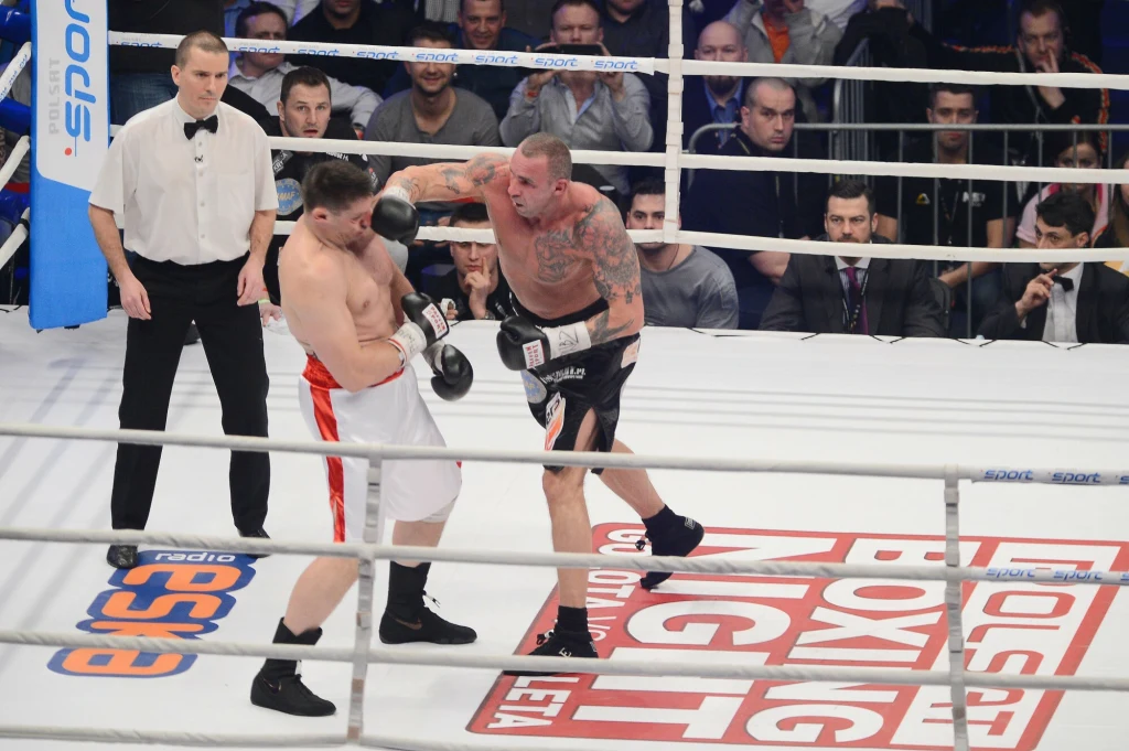 Ostatni taniec Andrzeja Gołoty. Deski w szóstej rundzie, definitywny koniec Ostatni taniec Andrzeja Gołoty. Deski w szóstej rundzie, definitywny koniec