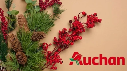 Sztuczne dekoracje świąteczne w Auchan – co warto kupić i ile kosztują?