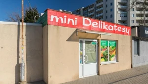 Kiedyś większość z nas robiła tam zakupy. Sklepy znikają jeden po drugim