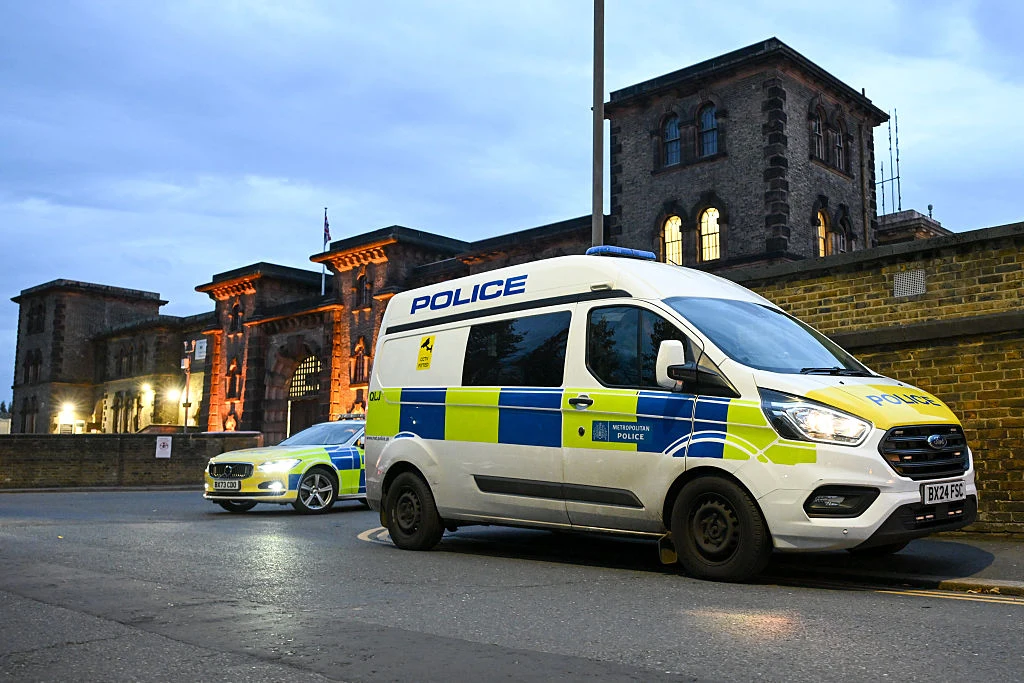 Trwa obława za dwoma błędnie zwolnionymi więźniami z HMP Wandsworth Trwa obława za dwoma błędnie zwolnionymi więźniami z HMP Wandsworth