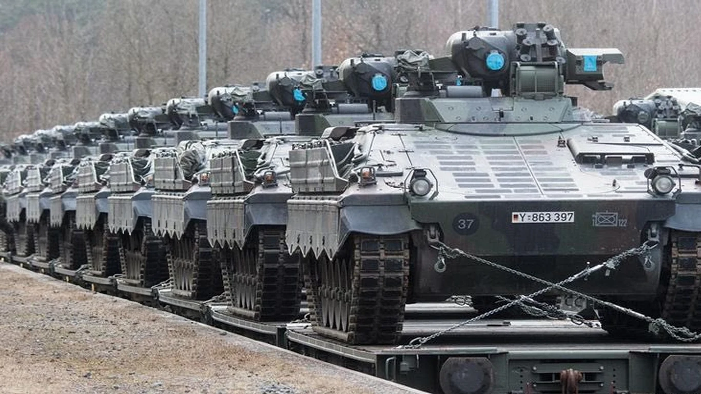 NATO zapowiada gigantyczne wsparcie finansowe i sprzętowe dla Ukrainy NATO zapowiada gigantyczne wsparcie finansowe i sprzętowe dla Ukrainy