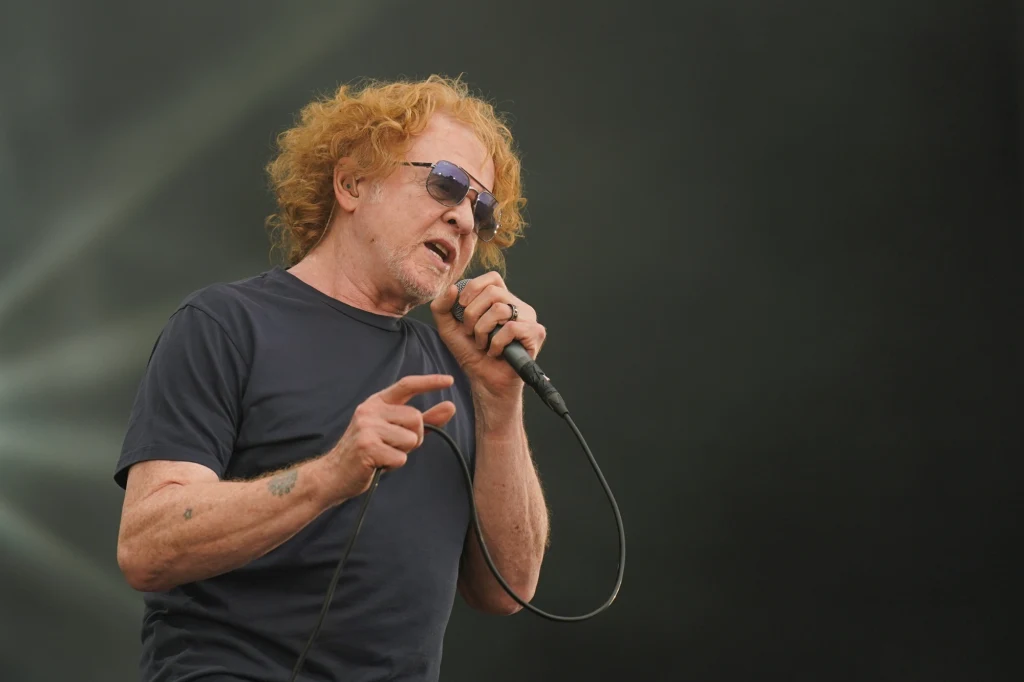 Mick Hucknall stoi na czele Simply Red
