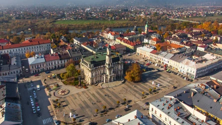 Z czego słynie Nowy Sącz? "Zagłębie milionerów" 