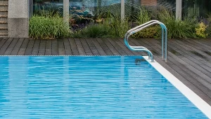 Chciał mieć basen, dostał ogromną sumę. Nietypowe znalezisko we Francji