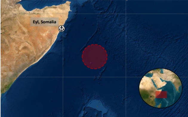 Atak piratów na statek u wybrzeży Somalii Mapa przedstawiająca wybrzeże Somalii w okolicach miasta Eyl oraz zaznaczony obszar na Oceanie Indyjskim. W prawym dolnym rogu znajduje się dodatkowe okrągłe okno z szerszym ujęciem lokalizacji na tle północno-wschodniej Afryki.